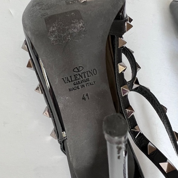 Valentino Garavani Rockstud T-strap Black Patent Leather Pumps Size 11 (… - Picture 8 of 13